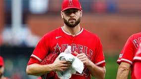 Angels place Lucas Giolito, Reynaldo López, 3 others on waivers, report says